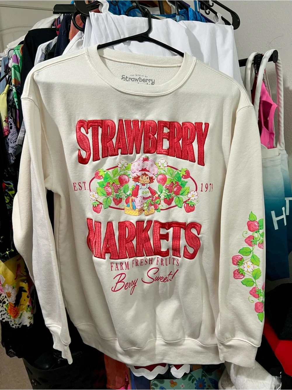 Cream 'Strawberry Shortcake Markets' Graphic Sweatshirt - Picture 14 of 16